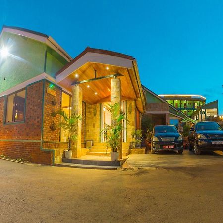 Shangri-La Hotel Muyenga Bugolobi Kültér fotó