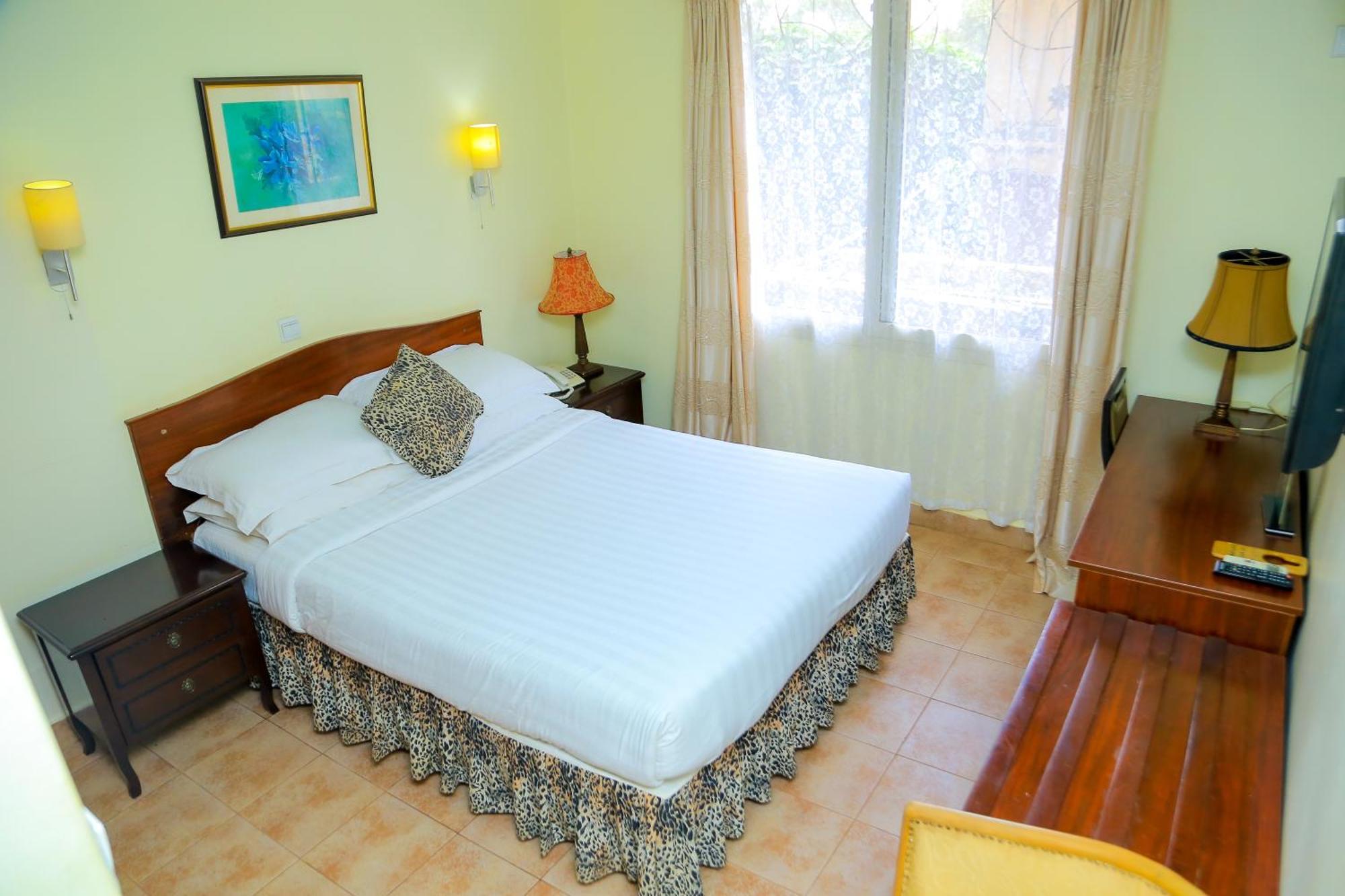 Shangri-La Hotel Muyenga Bugolobi Kültér fotó